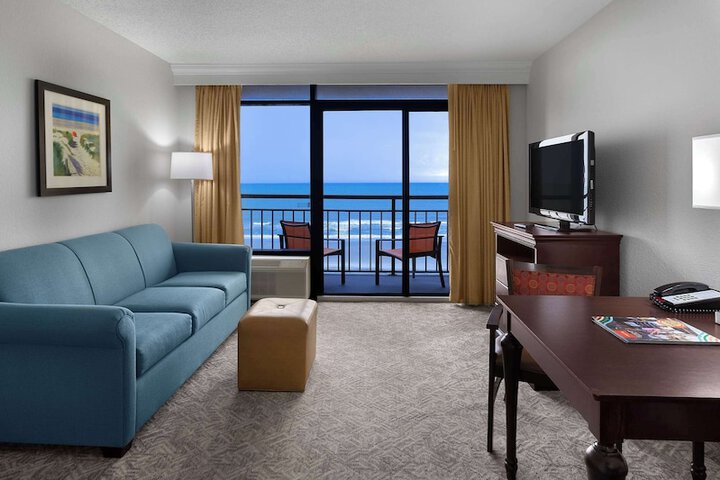 2 Queen Beds Ocean Front Balcony Kitchenette (12 of 24)