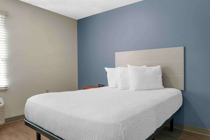 Studio Double Bed (4 of 10)