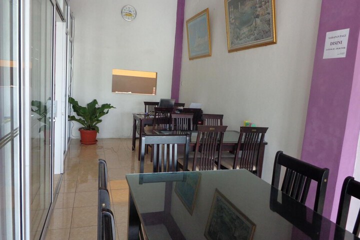 Dining Photos