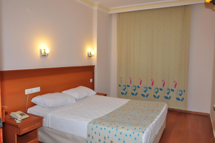 Room 8 of 67