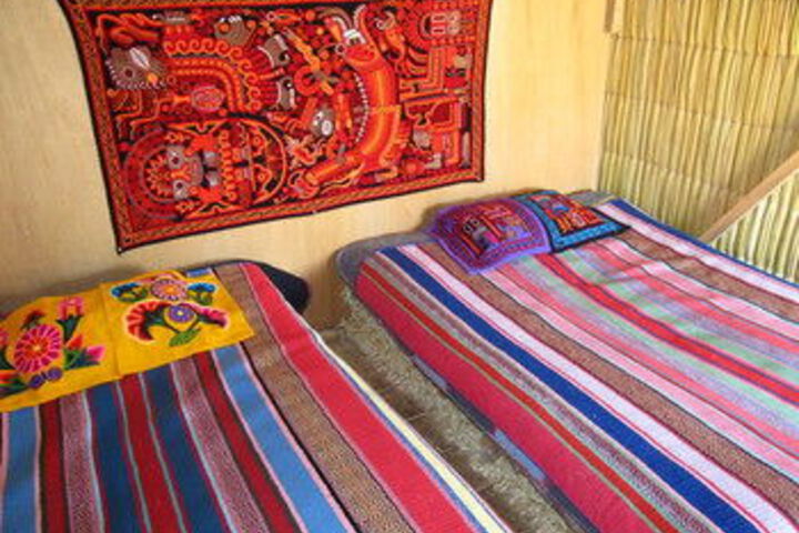 Room 5 of 12