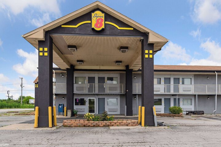 Hotel 50 of 57
