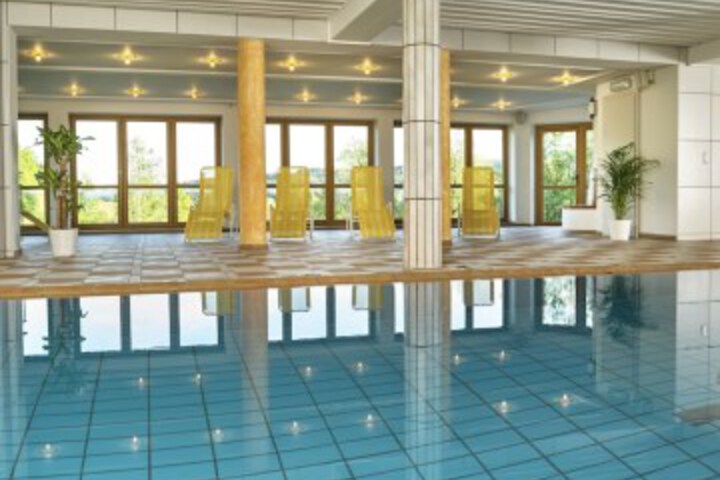 Pool 30 of 56