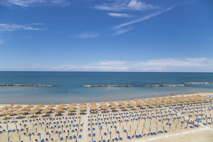 Beach 22 of 28