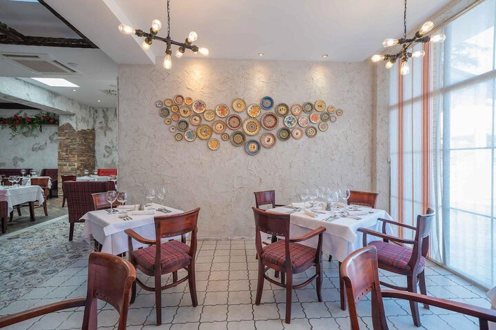 Dining 69 of 113