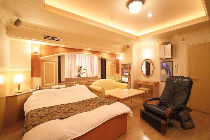 Room 7 of 31
