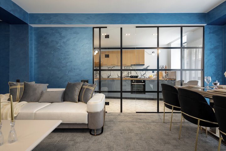 Room 386 of 552