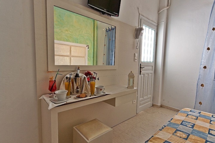 Room 6 of 39