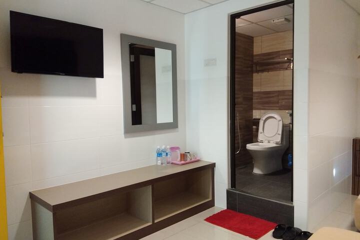 Room 19 of 30