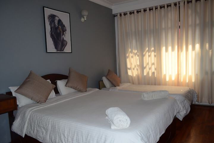 Room 16 of 37