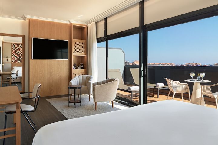 Room 14 of 63
