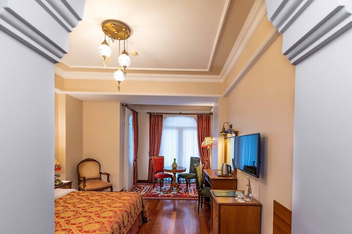 Room 38 of 115
