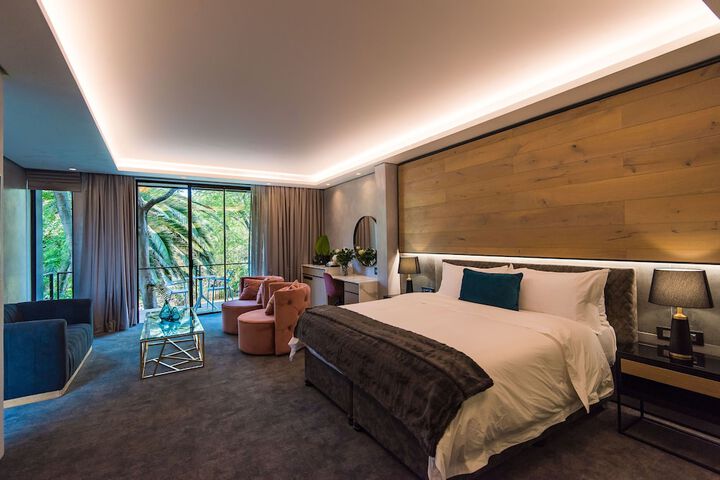 Room 3 of 49