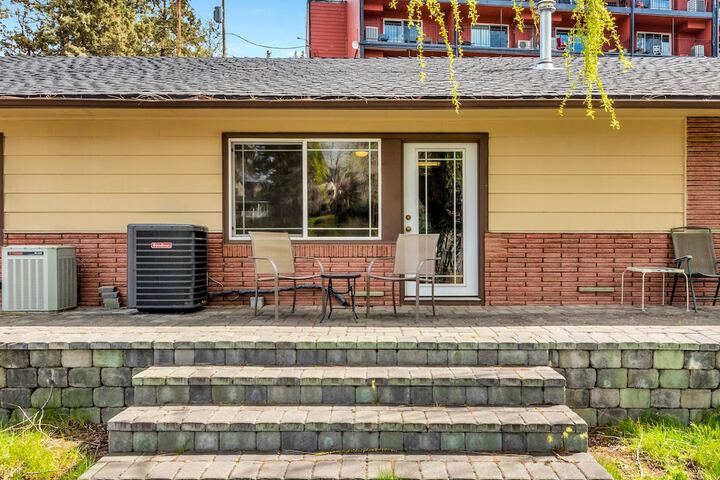 Terrace/Patio 271 of 398