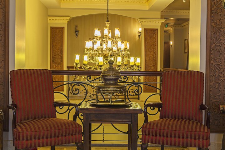 Entrance & Lobby