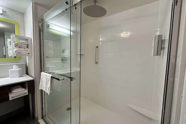 Bathroom shower