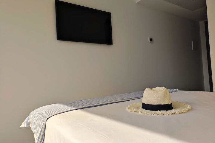 Room 10 of 53