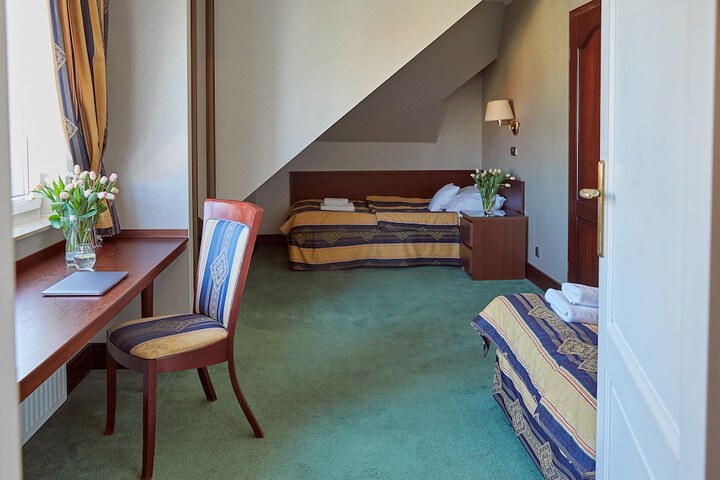 Room 11 of 67