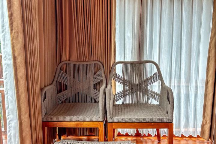 Room 48 of 124