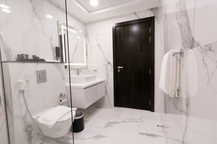 Room 40 of 103
