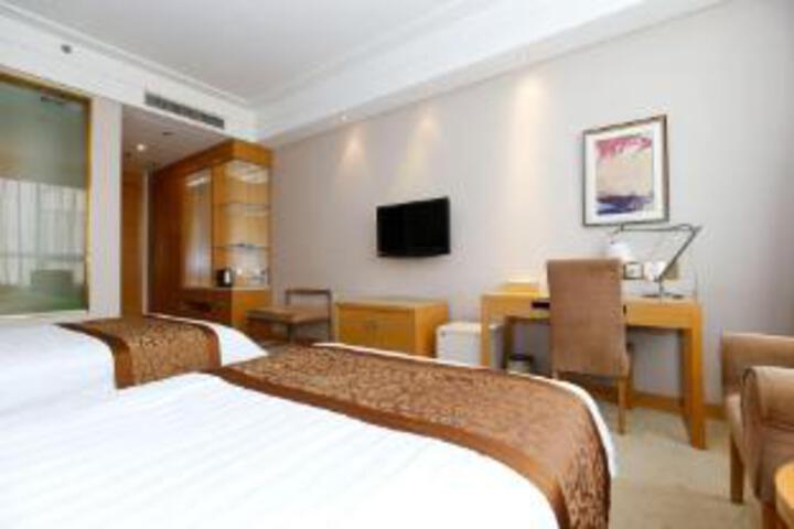 Room 7 of 7