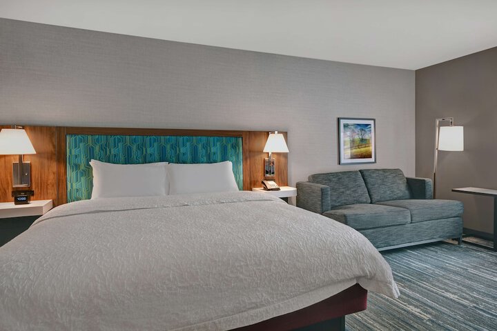 Room 16 of 44
