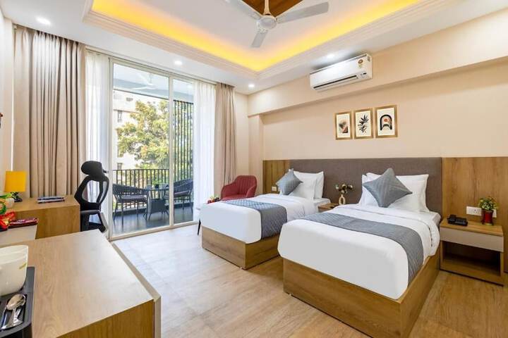 Room 3 of 29