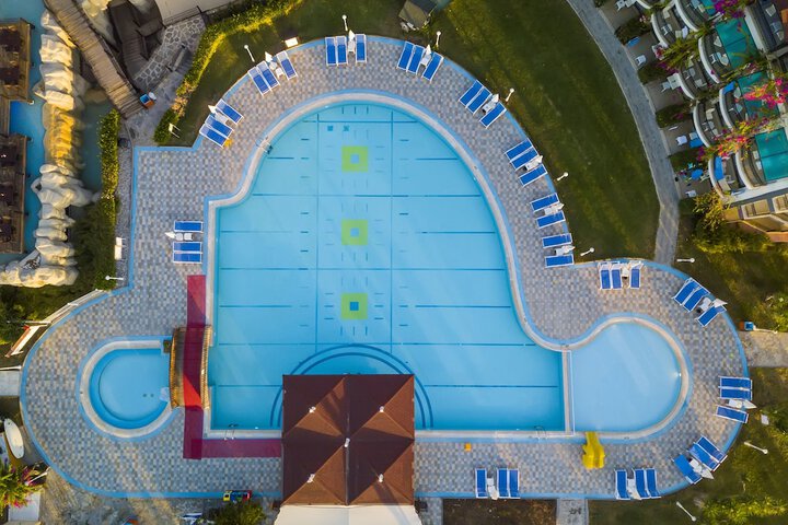 Pool 28 of 68