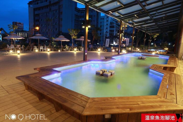 Hotel Exterior 87 of 93