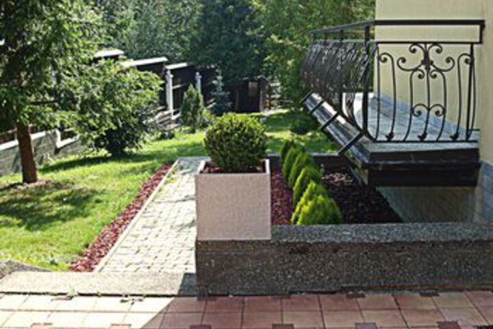 Property Grounds 26 of 34