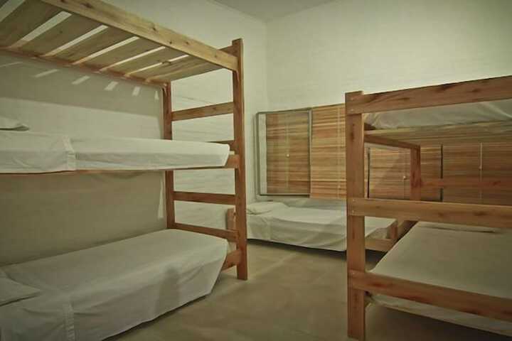 Room 5 of 49