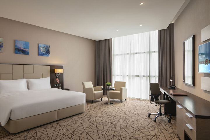 Room 5 of 44