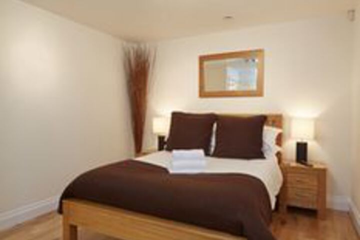 Room 8 of 24