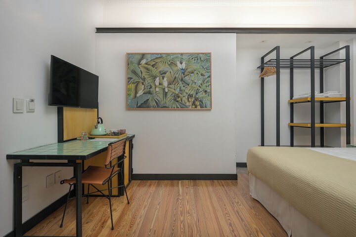 Room 21 of 79