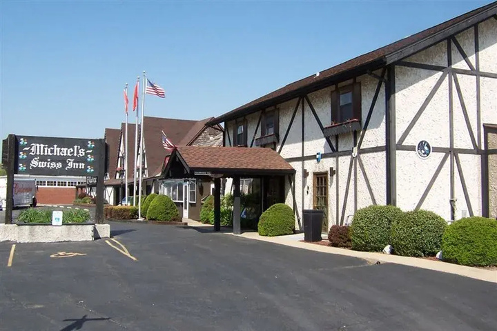 Hotel 2 of 2