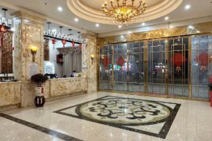 Lufeng Jiaxiang Hotel