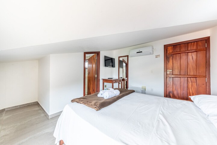 Room 21 of 57