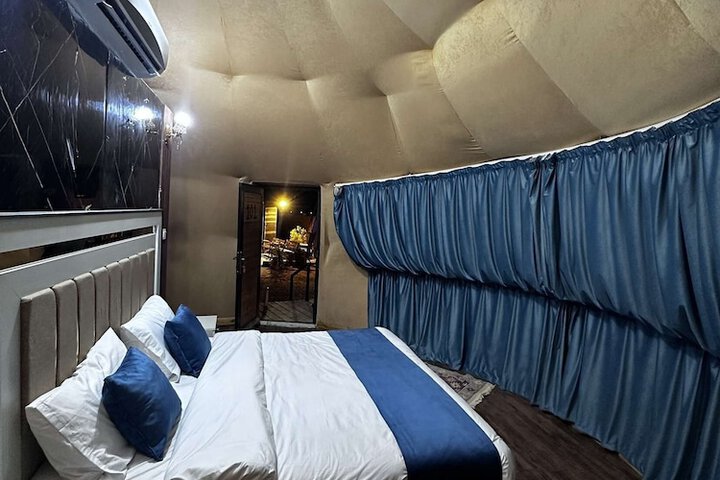 Room 14 of 88