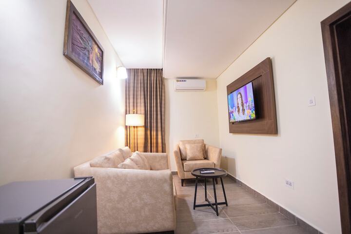 Room 12 of 31