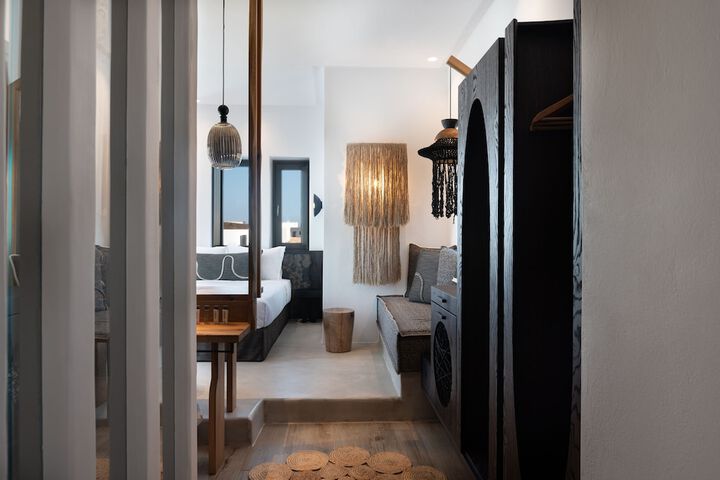 Room 75 of 157