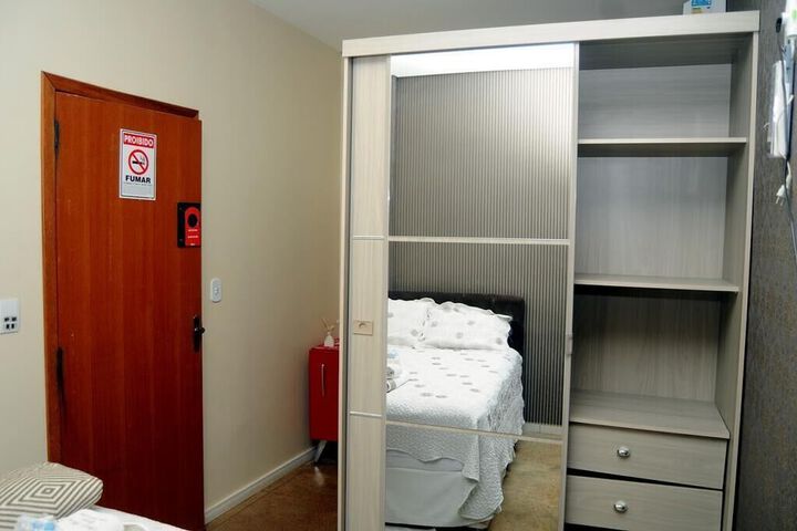 Room 11 of 12