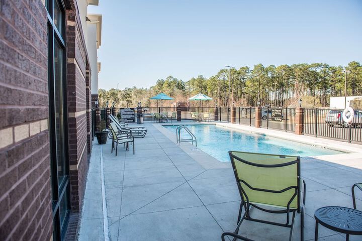 Hotel Pool