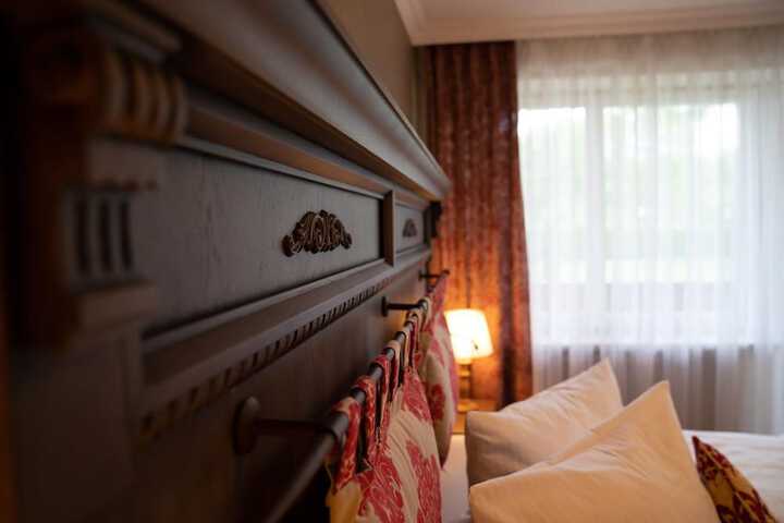 Room 32 of 55