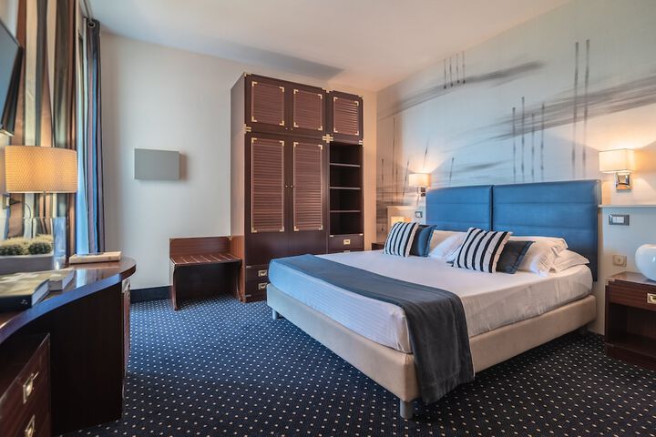 Room 41 of 115