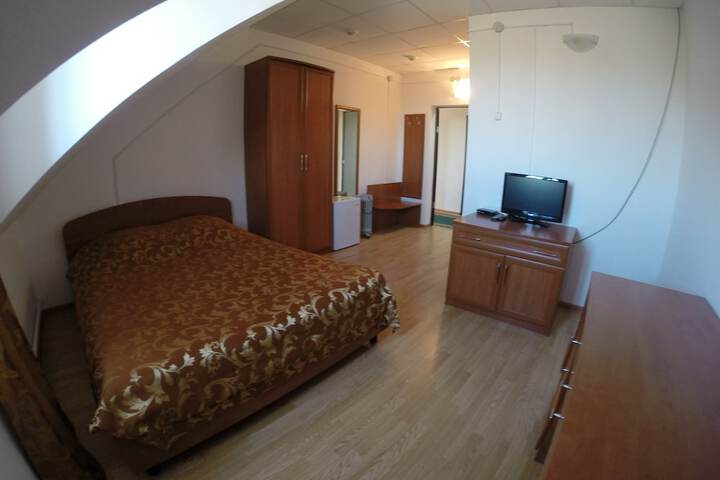 Room 29 of 37