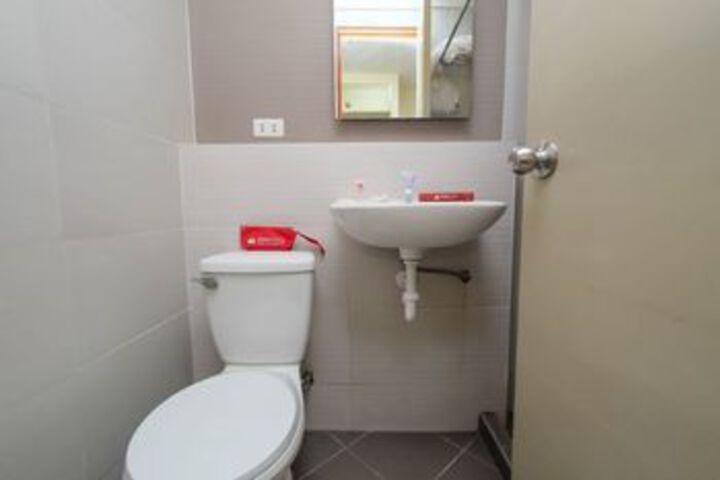 Room 4 of 21