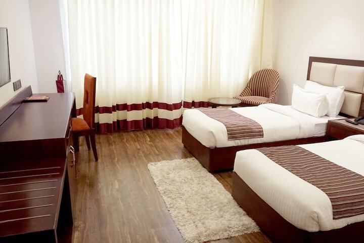 The Grand Viktoria Hotel