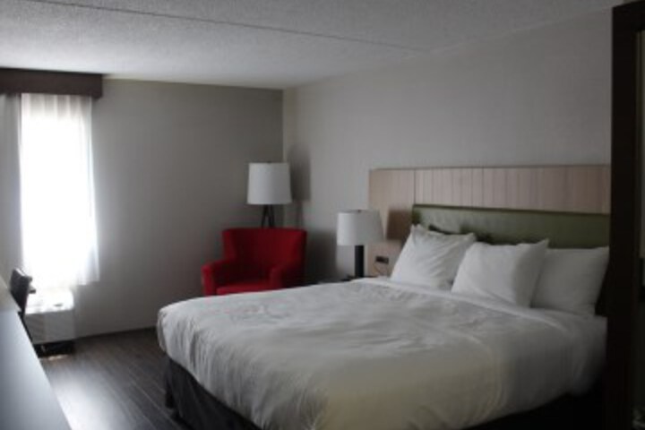 Room 8 of 36