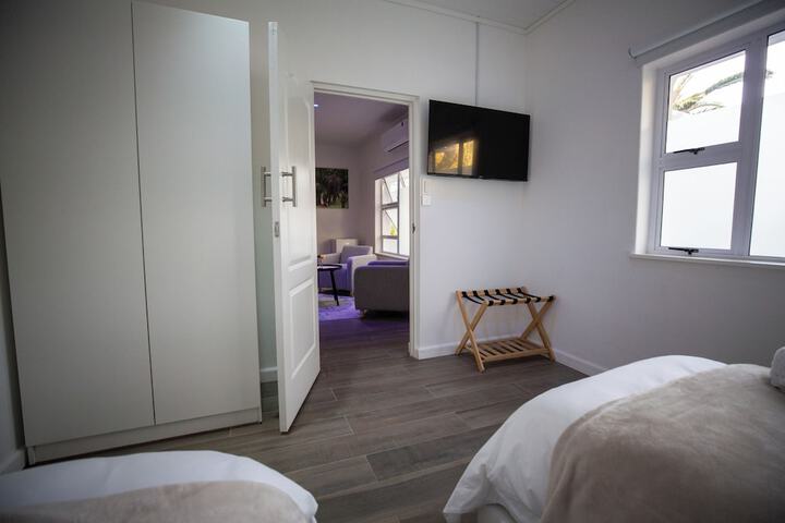 Room 25 of 57