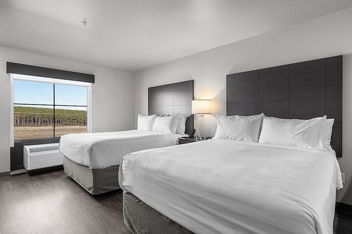 2 Queen Extended Stay Studio (13 of 16)
